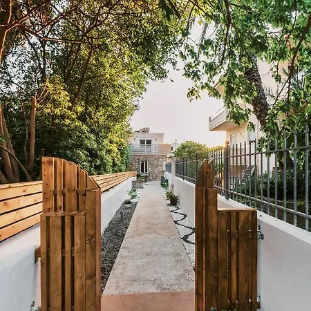 Myrovolos Luxury Suites Villa
