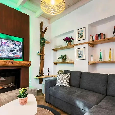 Myrovolos Luxury Suites Villa