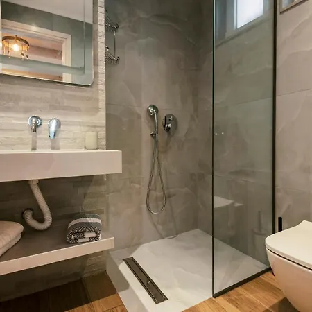 Villa Myrovolos Luxury Suites